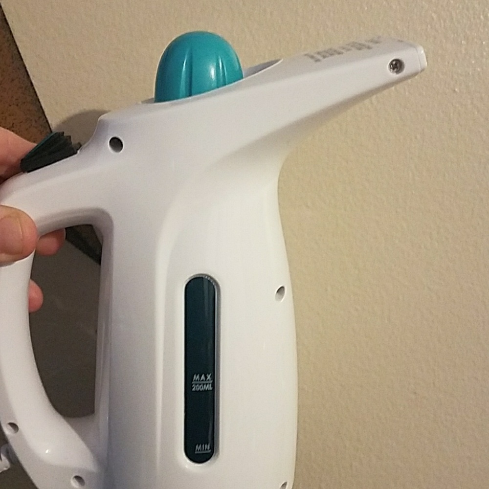 Mainstay garment steamer